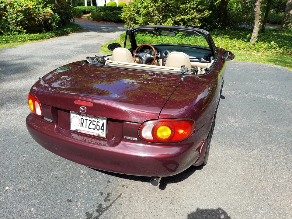 2000 Mazda NB MX-5 Miata - Image 14 of 31