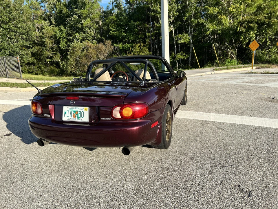 2000 Mazda NB MX-5 Miata - Image 13 of 31