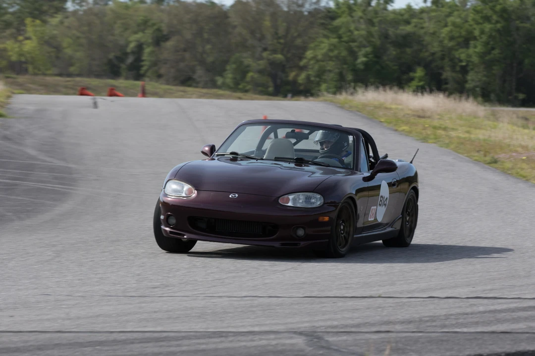 2000 Mazda NB MX-5 Miata - Image 28 of 31