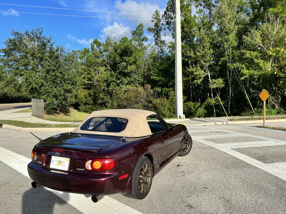 2000 Mazda NB MX-5 Miata - Image 24 of 31