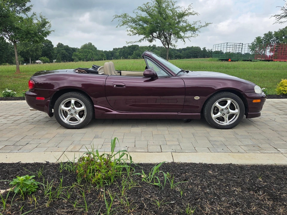 2000 Mazda NB MX-5 Miata - Image 15 of 31