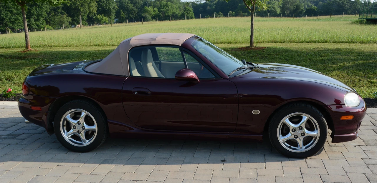 2000 Mazda NB MX-5 Miata - Image 24 of 31