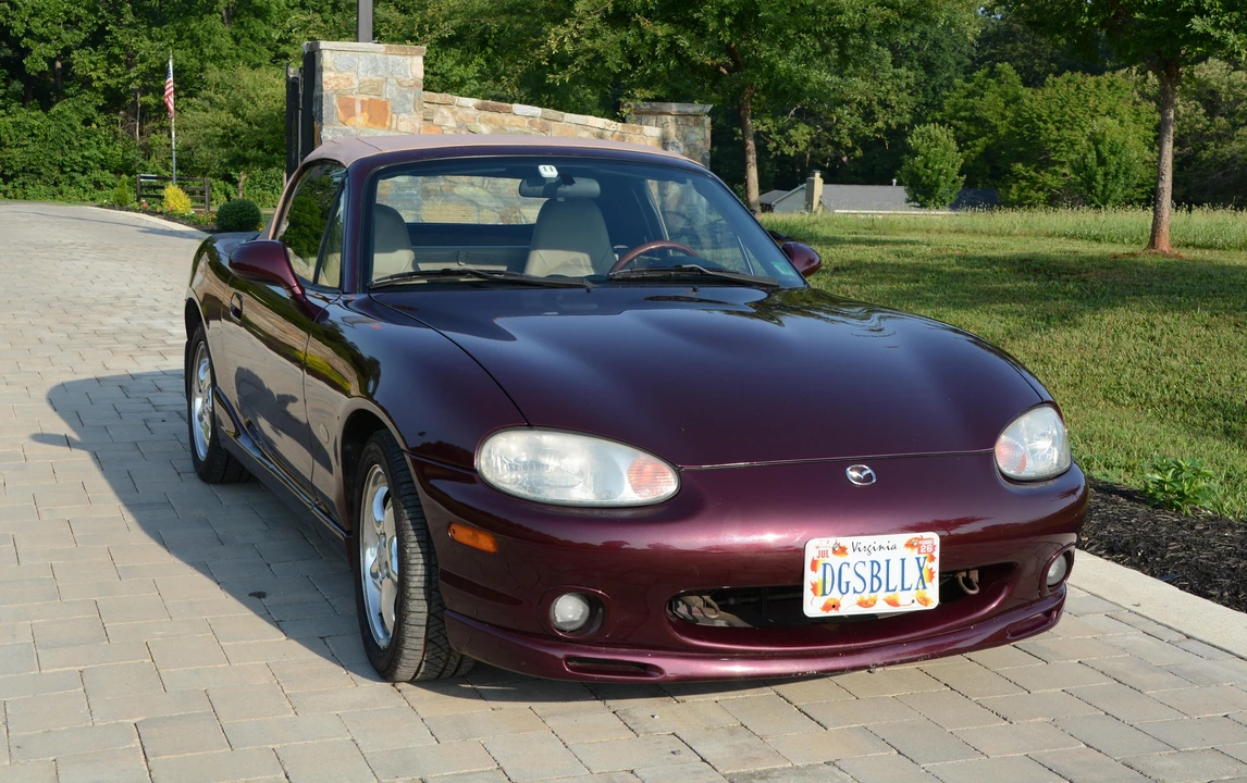 2000 Mazda NB MX-5 Miata - Image 28 of 31