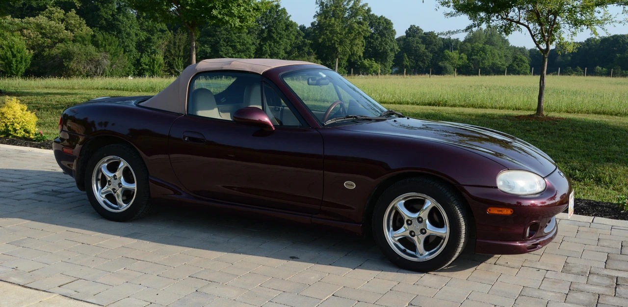 2000 Mazda NB MX-5 Miata - Image 25 of 31