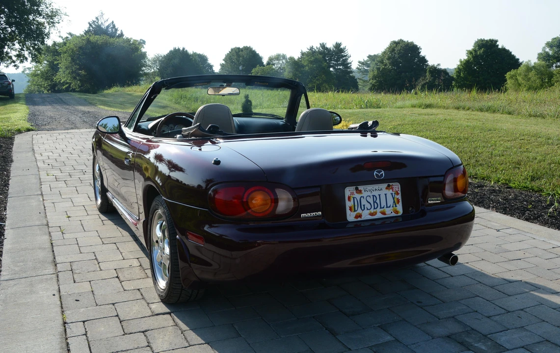 2000 Mazda NB MX-5 Miata - Image 10 of 31