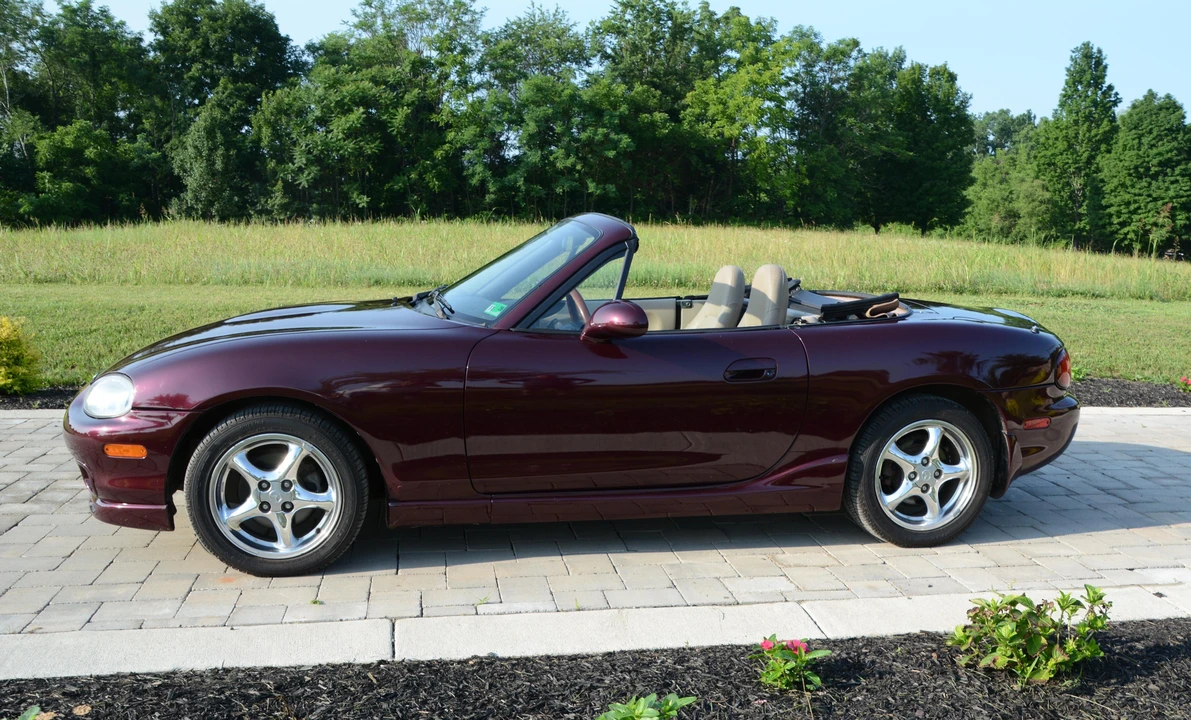 2000 Mazda NB MX-5 Miata - Image 8 of 31