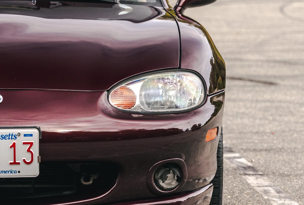 2000 Mazda NB MX-5 Miata - Image 24 of 31