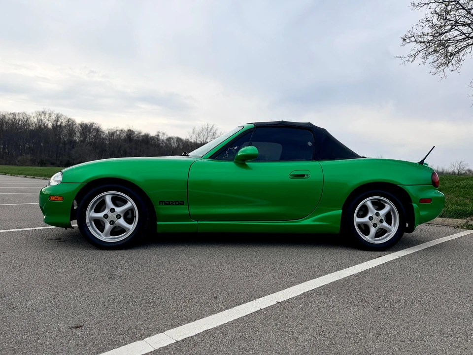 2000 Mazda NB MX-5 Miata - Image 13 of 31