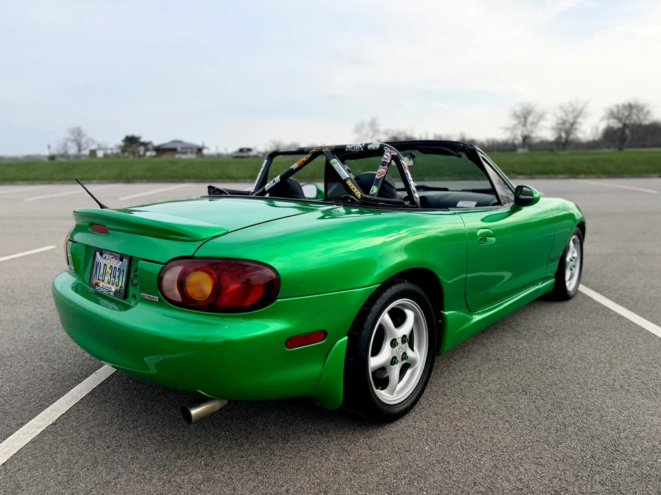 2000 Mazda NB MX-5 Miata - Image 9 of 31