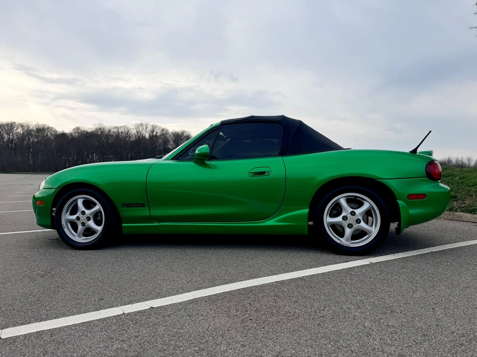 2000 Mazda NB MX-5 Miata - Image 14 of 31