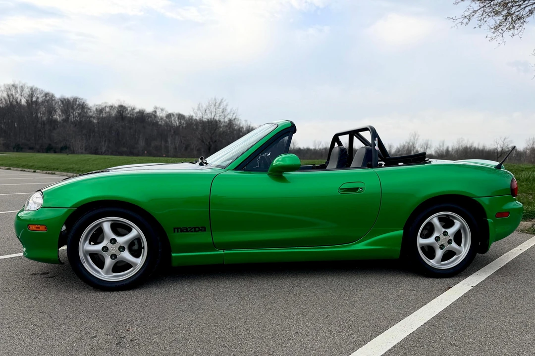2000 Mazda NB MX-5 Miata - Image 3 of 31