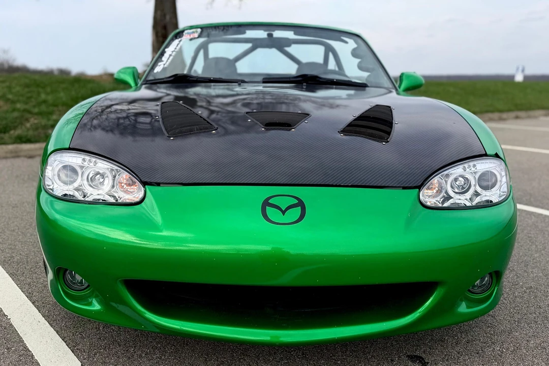 2000 Mazda NB MX-5 Miata - Image 2 of 31