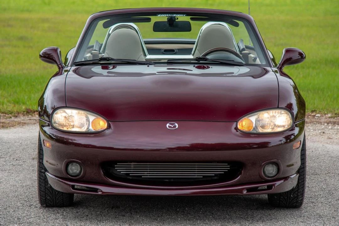 2000 Mazda NB MX-5 Miata - Image 2 of 31