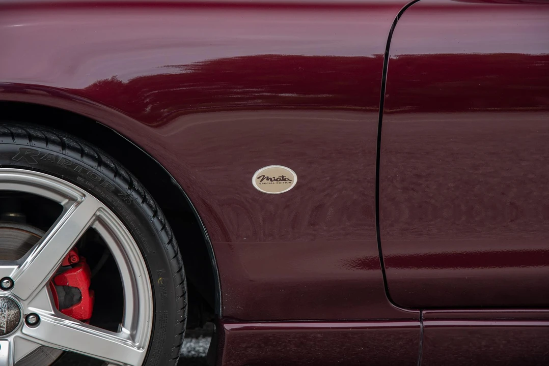 2000 Mazda NB MX-5 Miata - Image 11 of 31