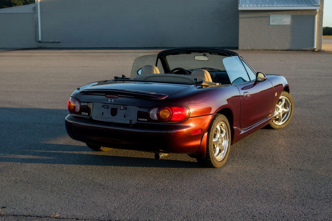 2000 Mazda NB MX-5 Miata - Image 15 of 31