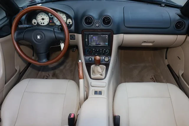 2000 Mazda NB MX-5 Miata - Image 15 of 19