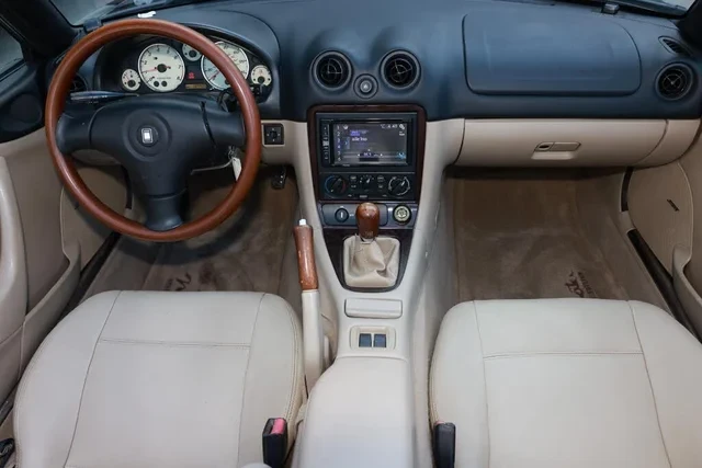 2000 Mazda NB MX-5 Miata - Image 3 of 19