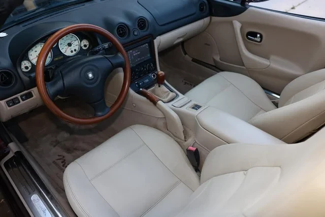 2000 Mazda NB MX-5 Miata - Image 5 of 19