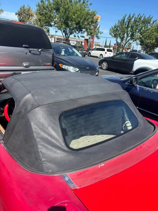 2000 Mazda NB MX-5 Miata - Image 5 of 6