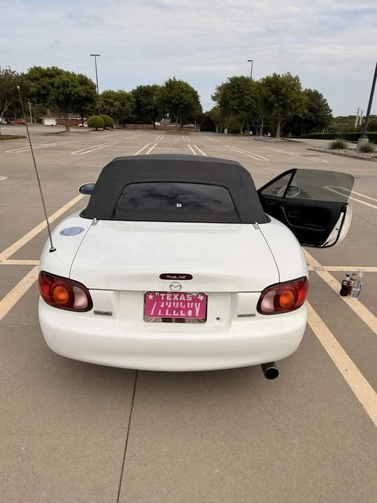 2000 Mazda NB MX-5 Miata - Image 3 of 19