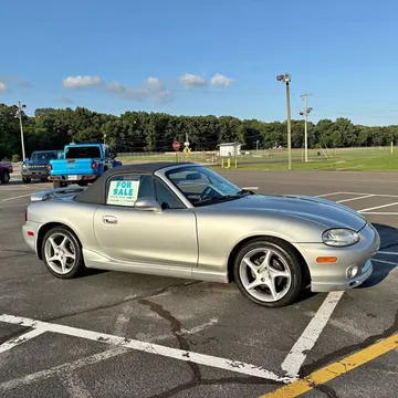 2000 Mazda MX-5