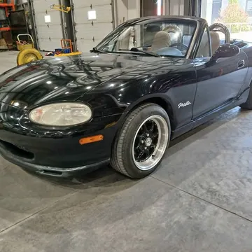 2000 Mazda MX-5 Miata