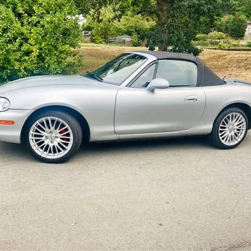 2000 Mazda MX-5