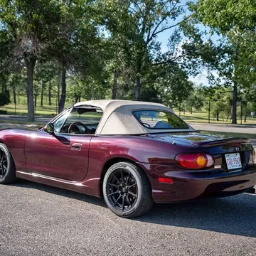 2000 Mazda MX-5 Miata SE