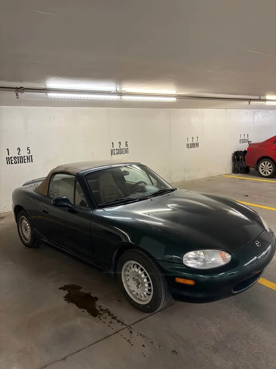 2000 Mazda NB MX-5 Miata - Image 5 of 11