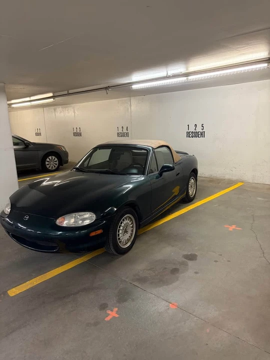 2000 Mazda NB MX-5 Miata - Image 3 of 11