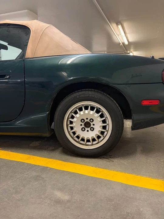 2000 Mazda NB MX-5 Miata - Image 11 of 11