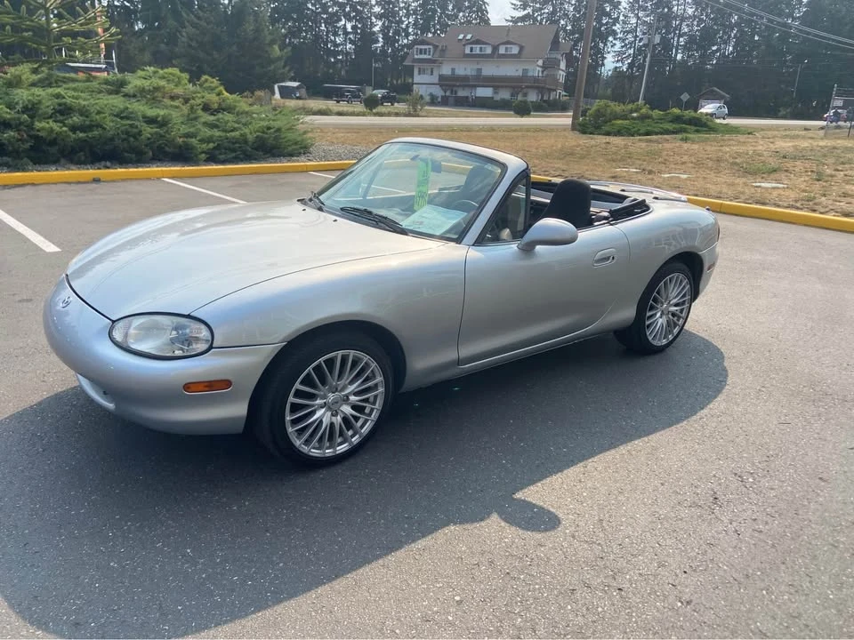 2000 Mazda NB MX-5 Miata - Image 17 of 19