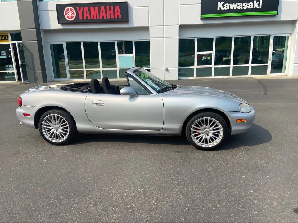 2000 Mazda NB MX-5 Miata - Image 2 of 19