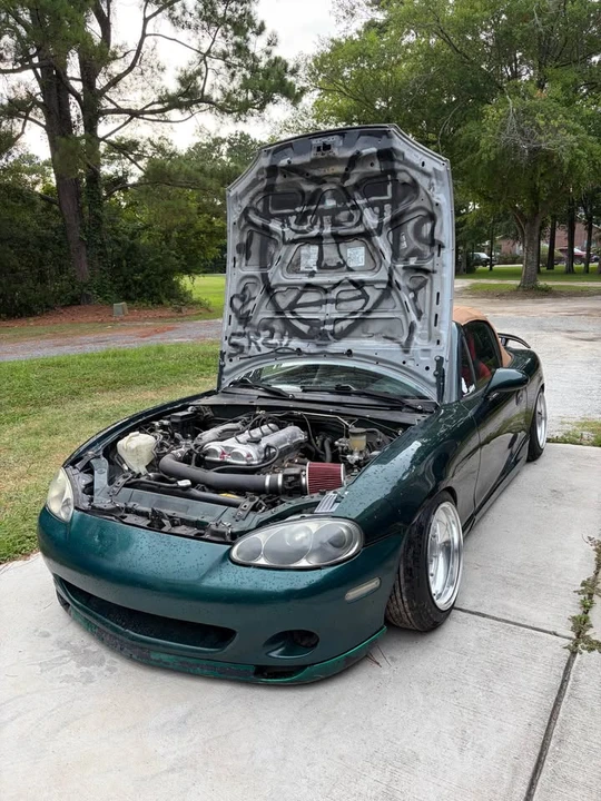 2000 Mazda NB MX-5 Miata - Image 5 of 11