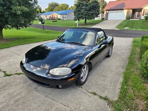 2000 Mazda MX-5 Miata NB1