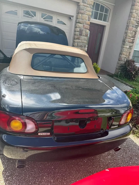 2000 Mazda NB MX-5 Miata - Image 4 of 7