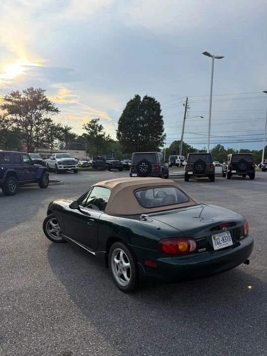 2000 Mazda NB MX-5 Miata - Image 3 of 10