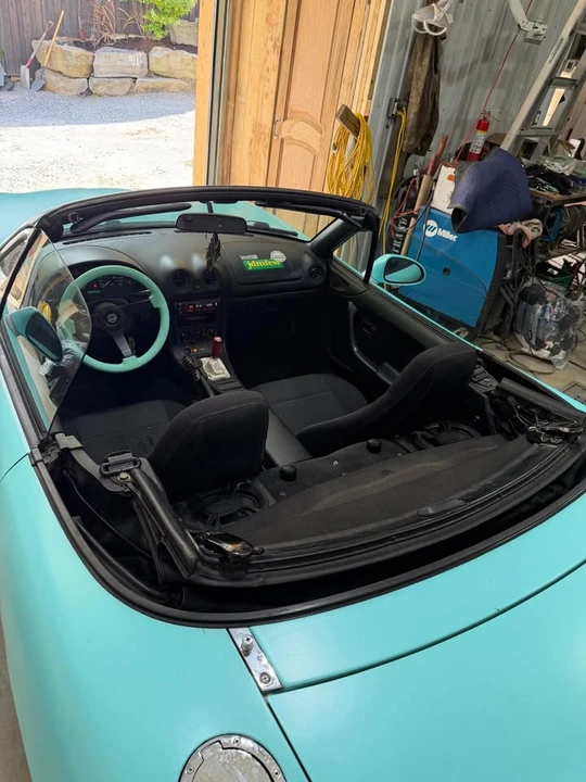 2000 Mazda NB MX-5 Miata - Image 4 of 9