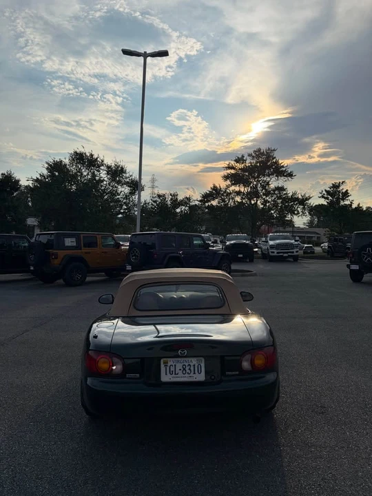 2000 Mazda NB MX-5 Miata - Image 4 of 10