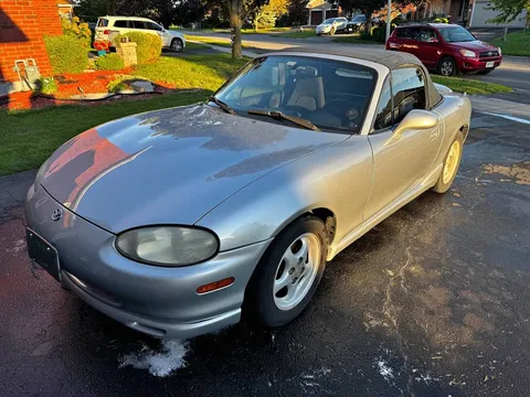 2000 Mazda MX-5