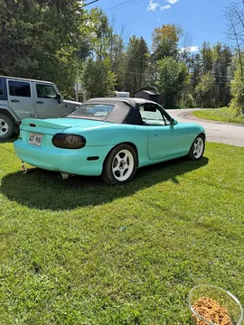 2000 Mazda MX-5 Miata NB