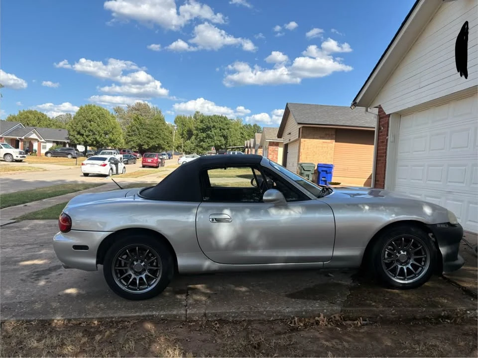 2000 Mazda NB MX-5 Miata - Image 3 of 10