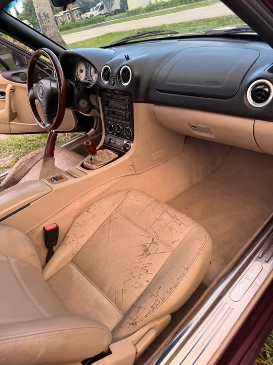 2000 Mazda NB MX-5 Miata - Image 12 of 16