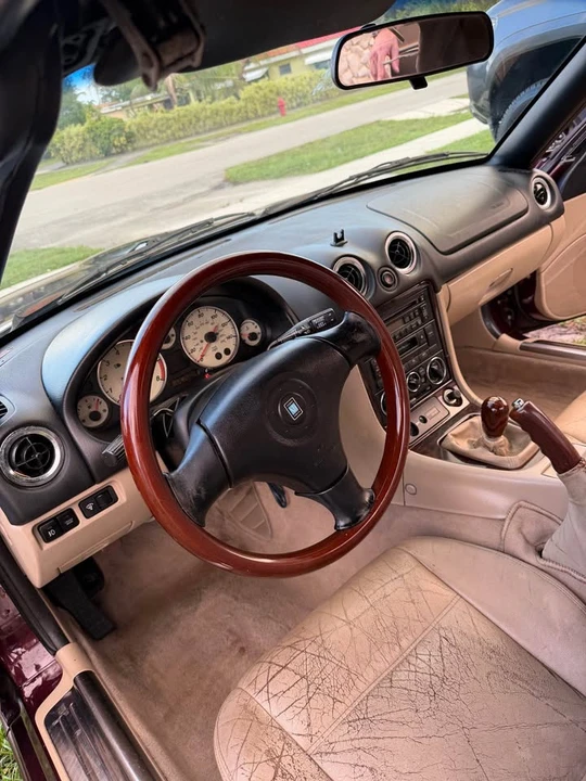2000 Mazda NB MX-5 Miata - Image 14 of 16
