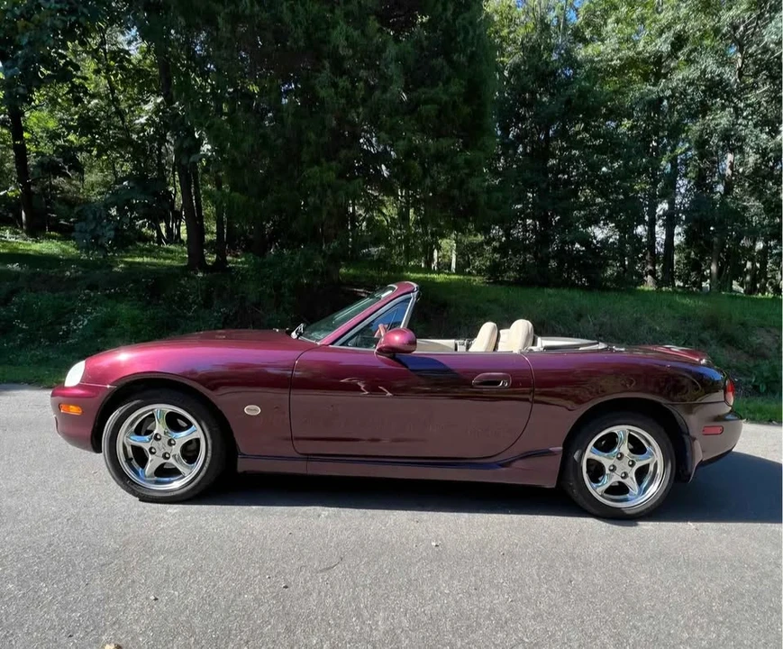 2000 Mazda NB MX-5 Miata - Image 5 of 11