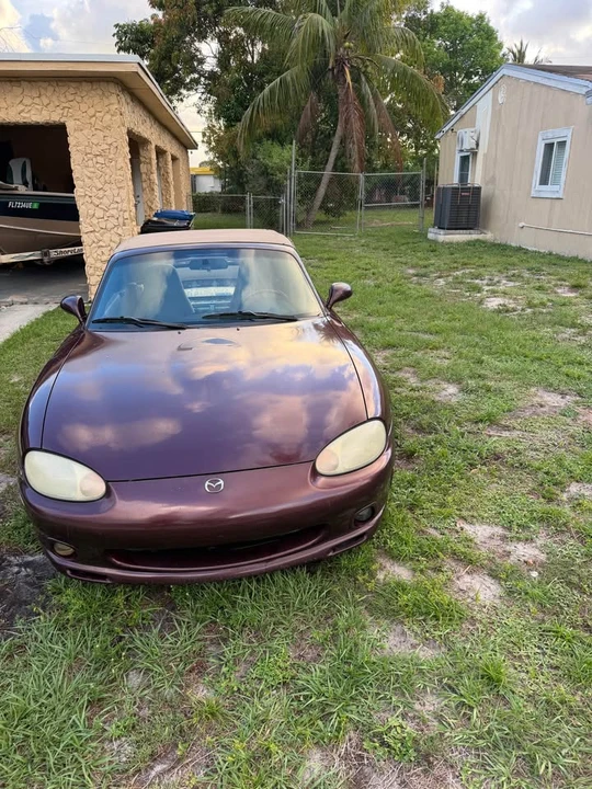 2000 Mazda NB MX-5 Miata - Image 7 of 16
