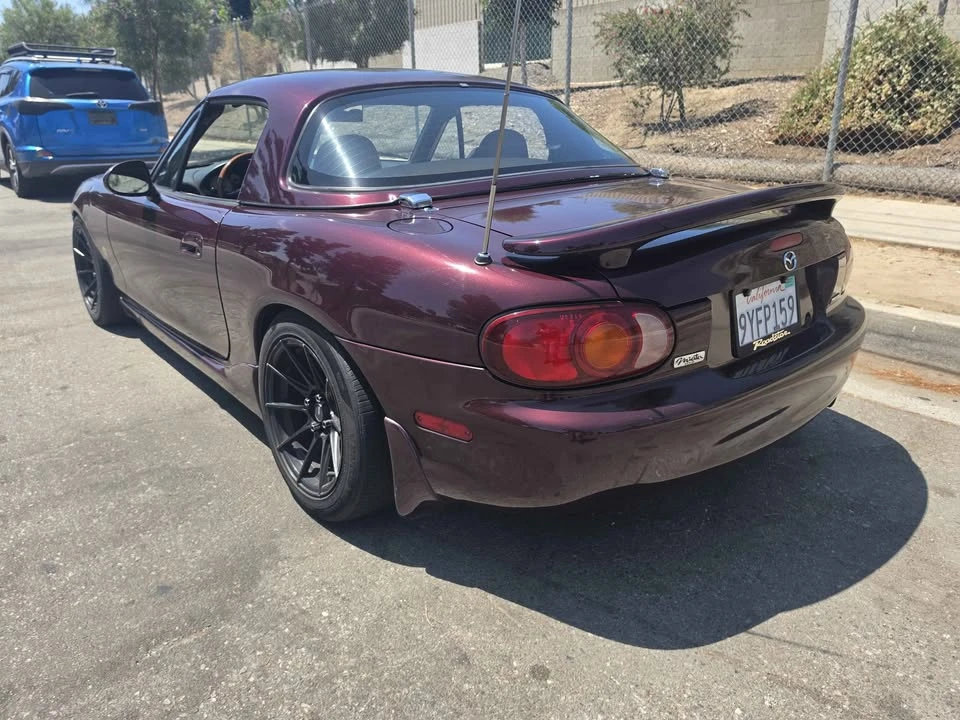 2000 Mazda NB MX-5 Miata - Image 5 of 19