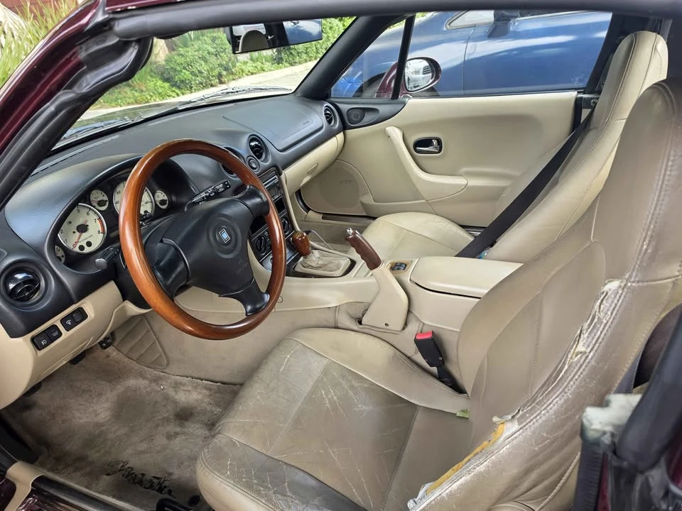 2000 Mazda NB MX-5 Miata - Image 14 of 19