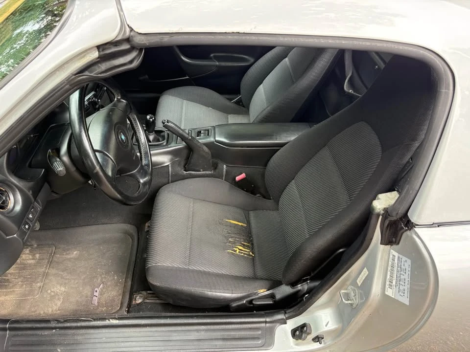 2000 Mazda NB MX-5 Miata - Image 13 of 20