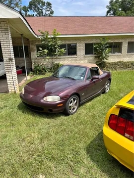 2000 Mazda MX-5 SE Convertible 2D